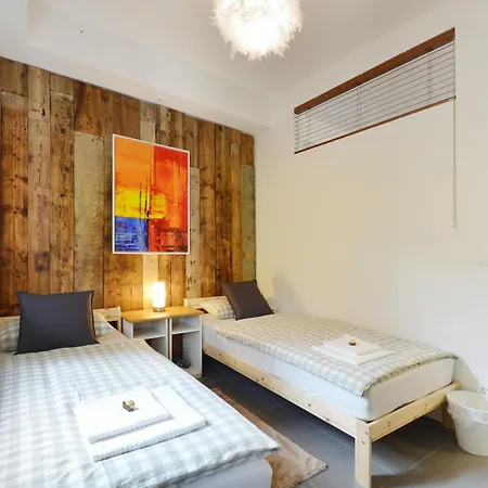 Appartement City-jungle Artcommodation *