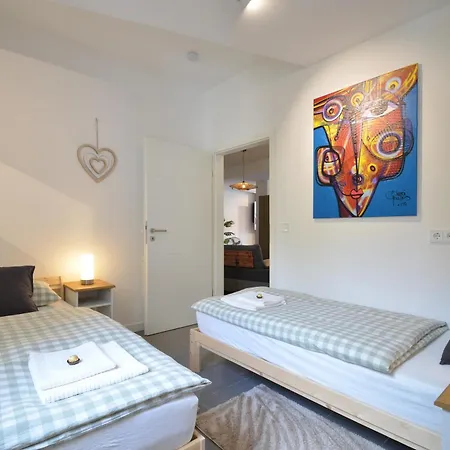 City-jungle Artcommodation * Münih