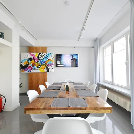 Daire City-jungle Artcommodation *