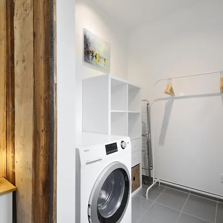 City-jungle Artcommodation Apartman München